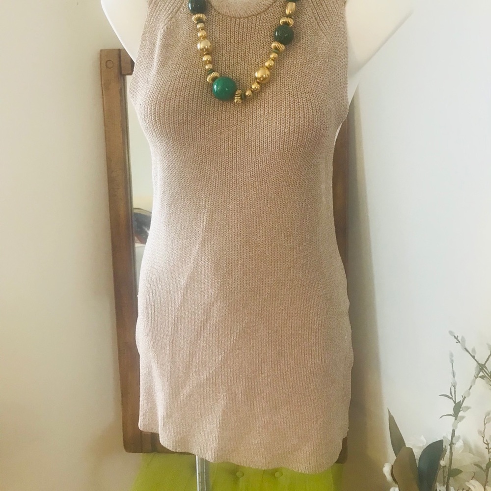 Long Sleeveless Knit Top
